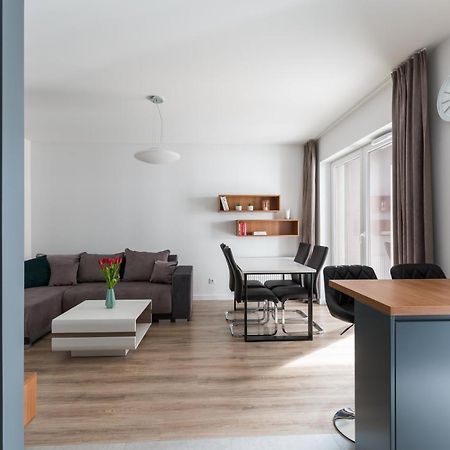 Luksusowy Apartament Przy Targach Poznań Exterior foto
