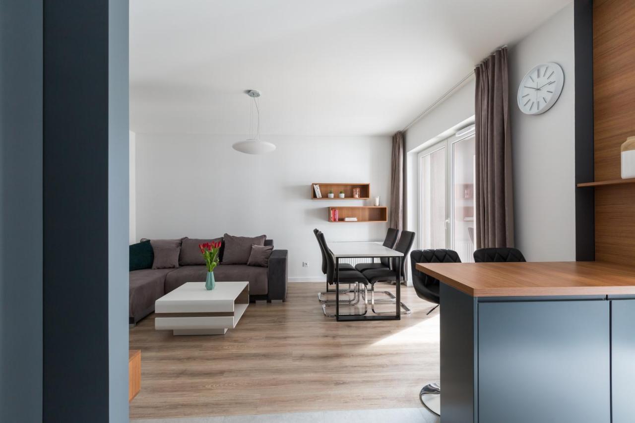 Luksusowy Apartament Przy Targach Poznań Exterior foto
