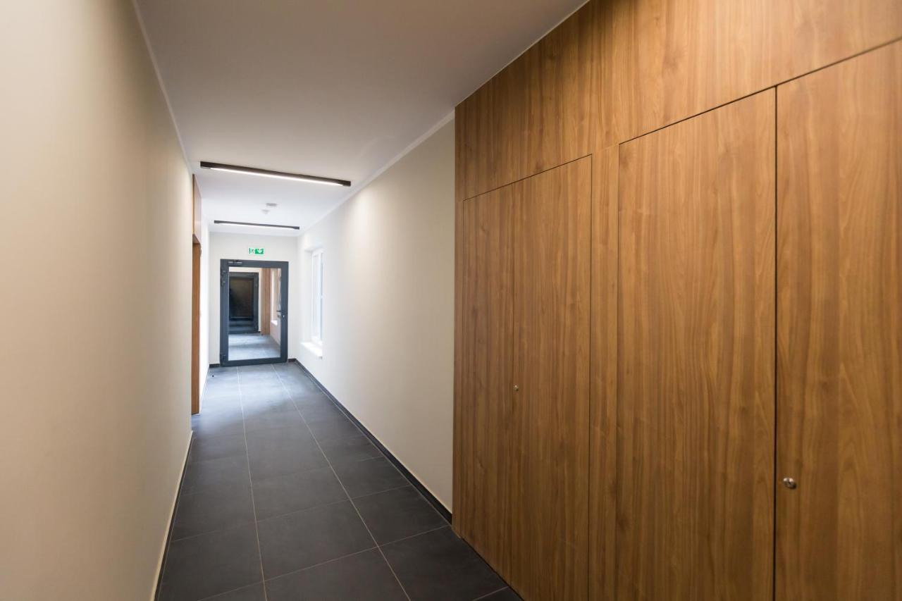 Luksusowy Apartament Przy Targach Poznań Exterior foto