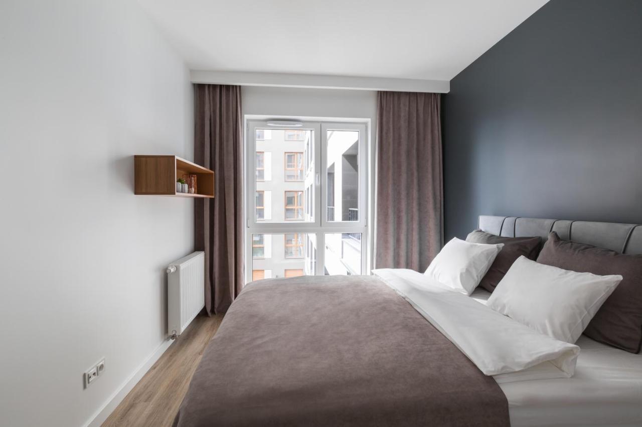 Luksusowy Apartament Przy Targach Poznań Exterior foto